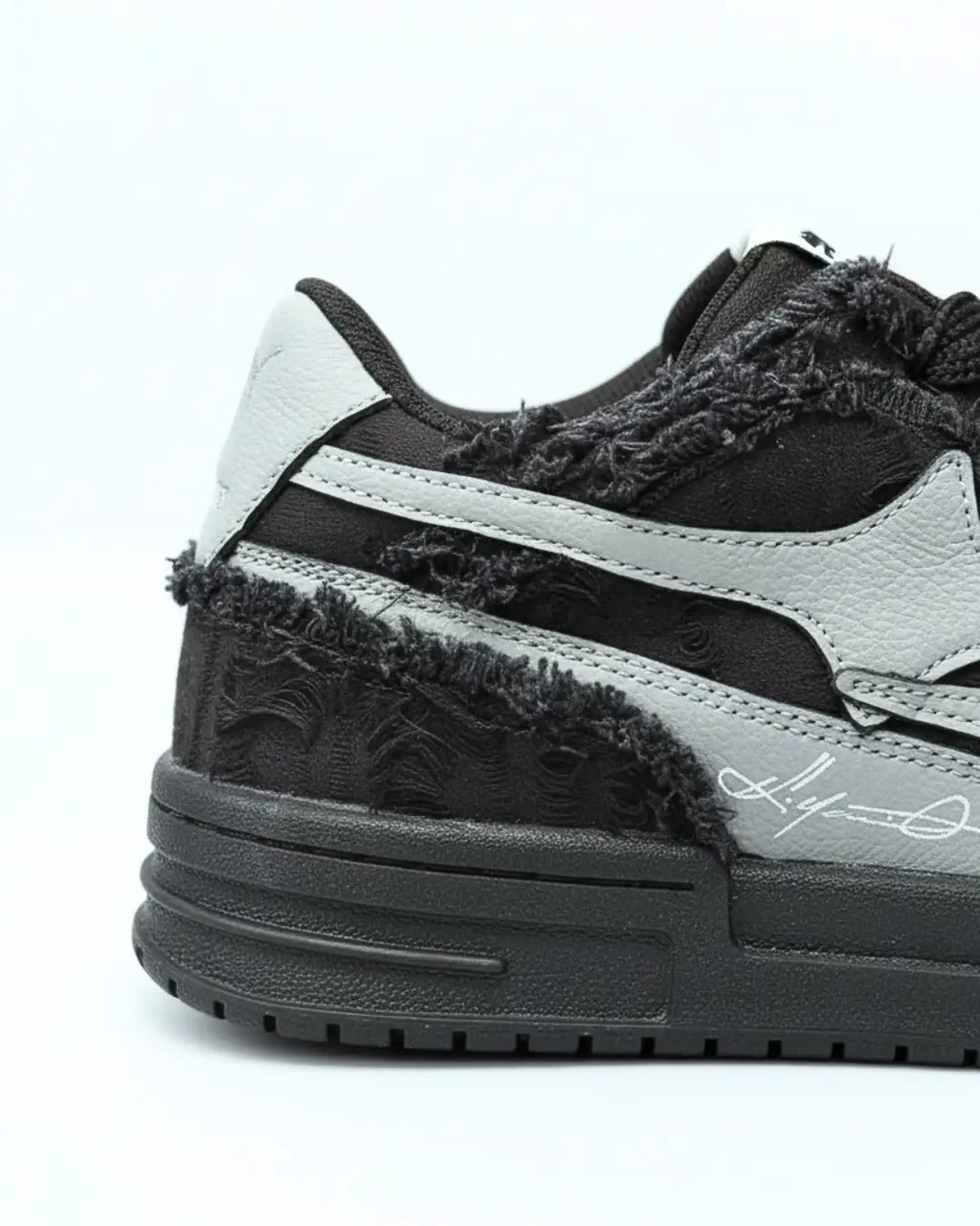 "AIRLINE BLACK" Shoes