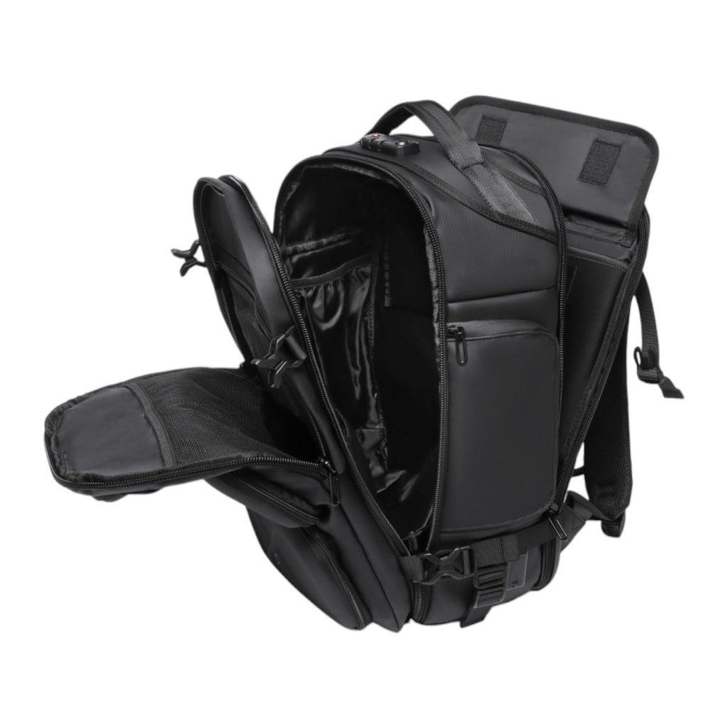 The Backpack Savvy SLEEK